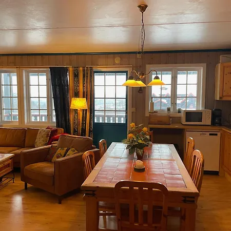 Apartment Your Perfect Base In Sleeps 8! Beitostolen